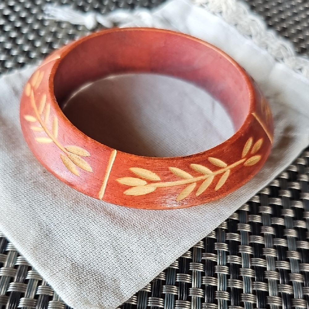 Wooden Bangle with Leaf Design